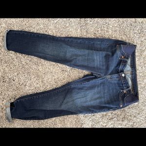 GAP maternity boyfriend jeans size 6